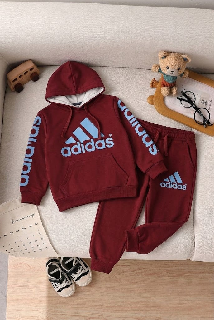 Enssemble Adidas
